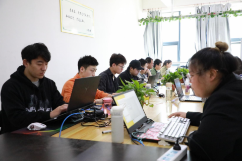 講好園區企業故事丨數據就是心臟 –專訪河南蘭邇軟件科技有限公司